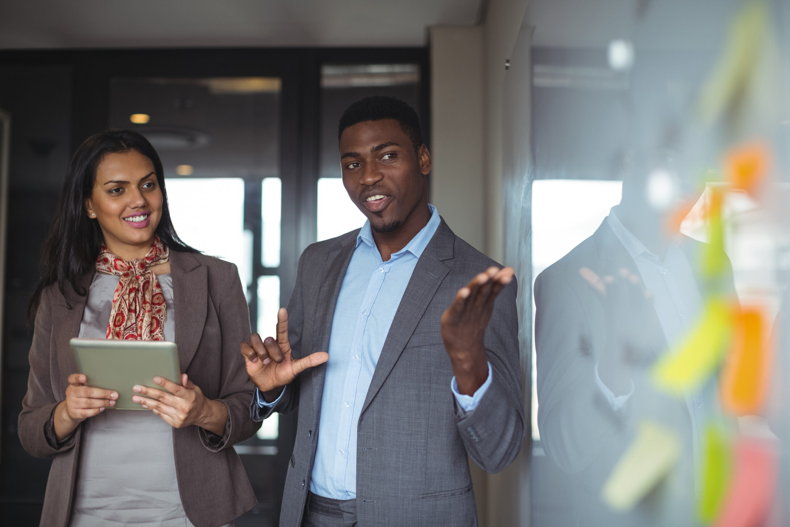 Why Business Experts Should Turn Their Skills & Domain Knowledge into Building a Startup